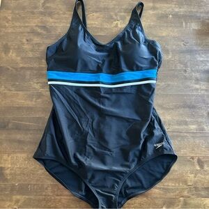 Speedo XXL One Piece Swimsuit Pool Class Beach Resort Vacation Stripe Comfy